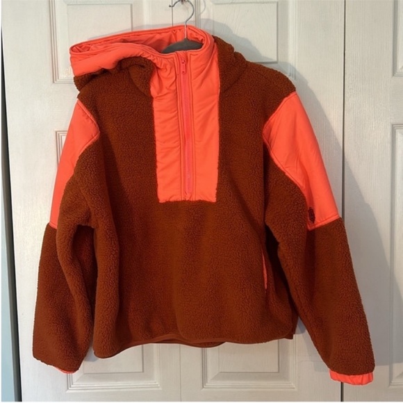 FP Movement XSmall Pullover Lead The Pack Fleece Neon Coral Combo Free People - Picture 3 of 12